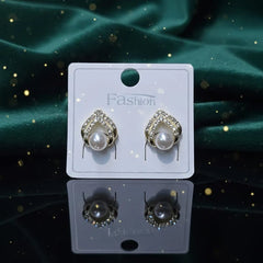 Gold-plated teardrop stud earrings