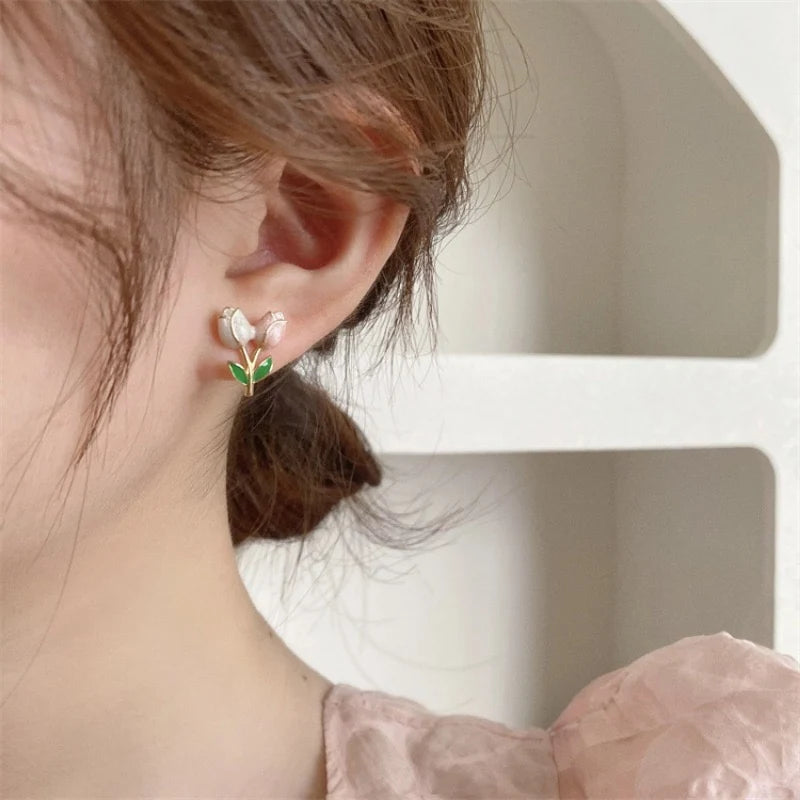 Dual-tone pink and white flower Earrings