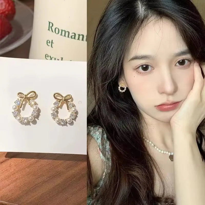 Bow & Gold Pearls Earrings