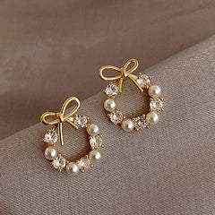 Bow & Gold Pearls Earrings