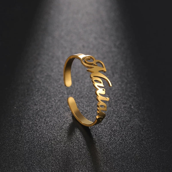 Classic Name Ring