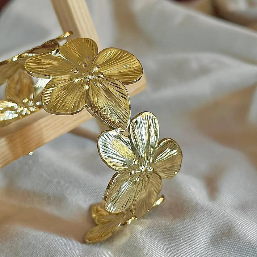 Floral cuff anti tarnish Gold plated Broad Bracelet