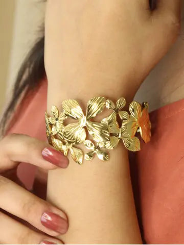 Golden Textured Flower Broad Bracelet