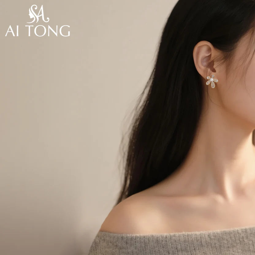 Diamond & Pearl Flowe Earrings